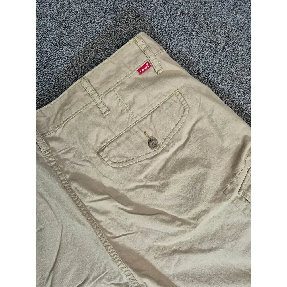 Levi Strauss Men's Khaki Cargo Shorts Size 36 Tan Utility Casual Outdoor